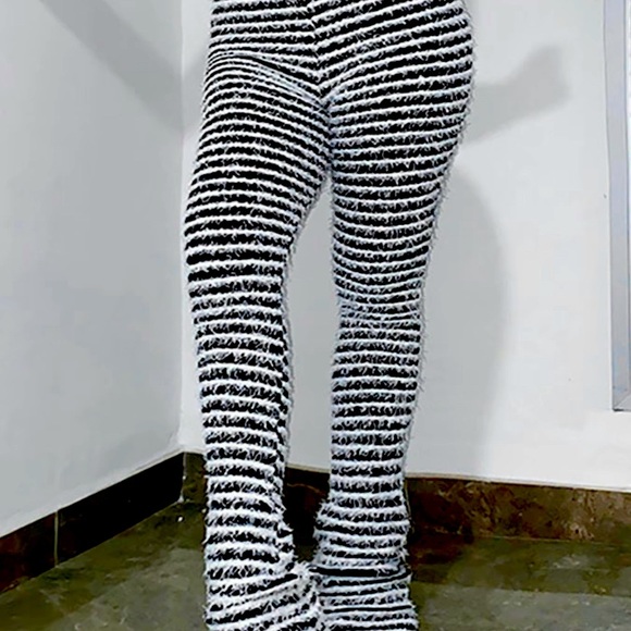 New striped print fuzzy pant - Picture 1 of 1